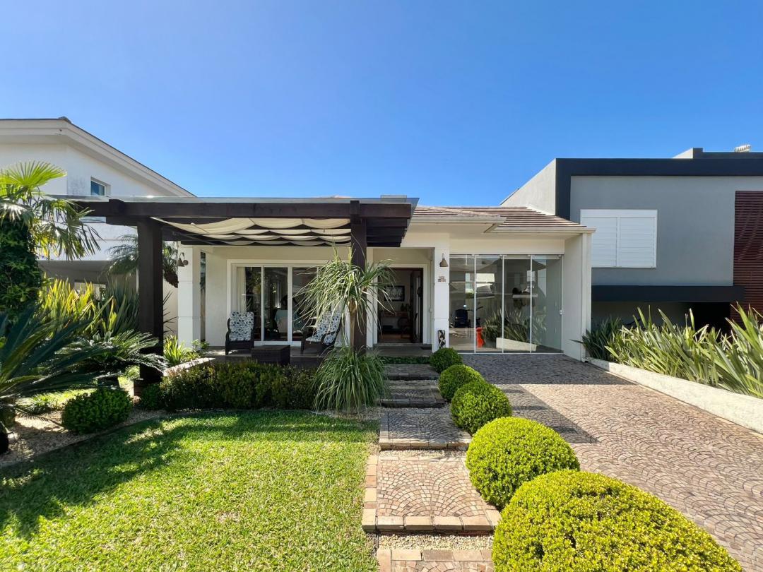 Casa em Condominio Mobiliada em Capão da Canoa - Condominio Condado de Capão
