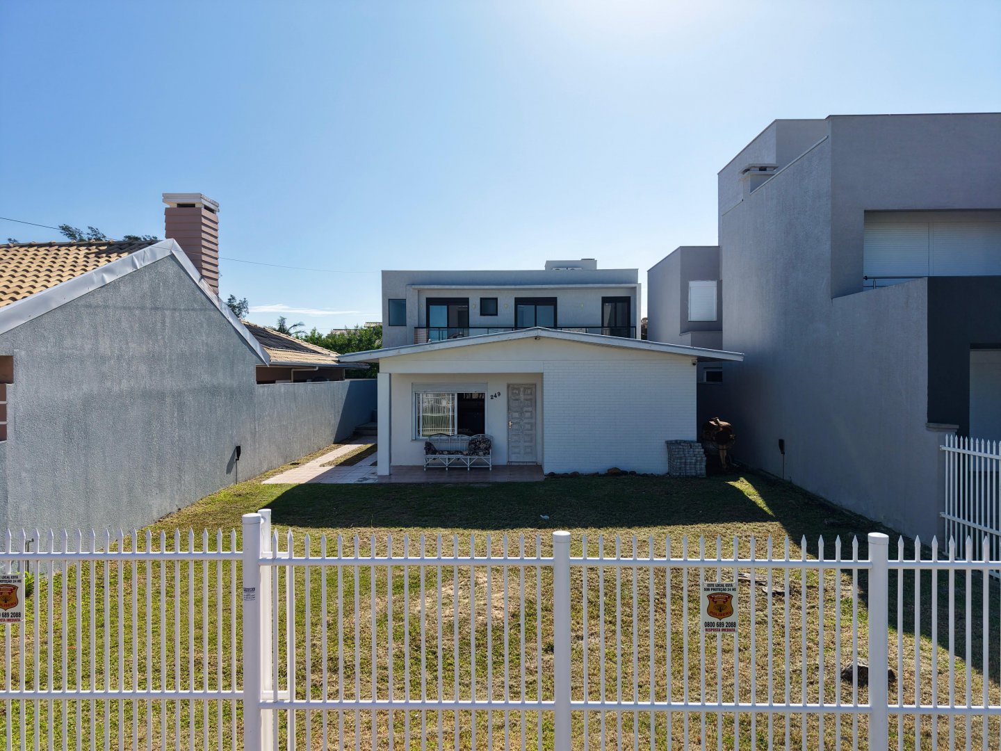 Casa mobiliada a venda no centro de Xangri-Lá, próximo do mar!