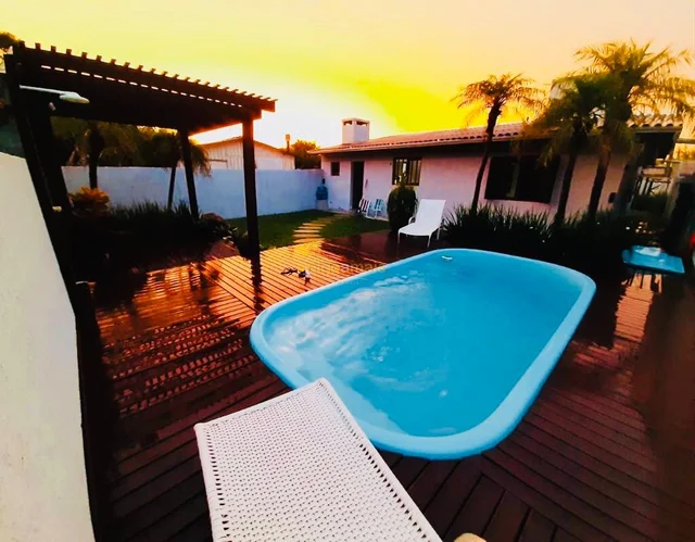 Casa Mobiliada com Piscina em Noiva do Mar, Xangri-Lá - Venda