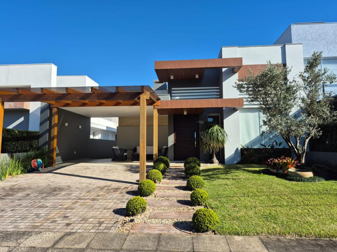 Casa em Condominio Mobiliada em Capão da Canoa - Condominio Condado de Capão