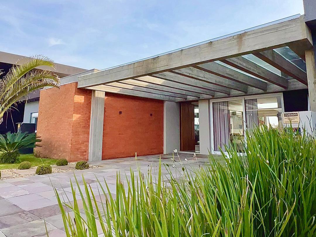 Casa em Condominio, 3 dormitórios em Condominio Riviera Xangri-La, Xangri-Lá