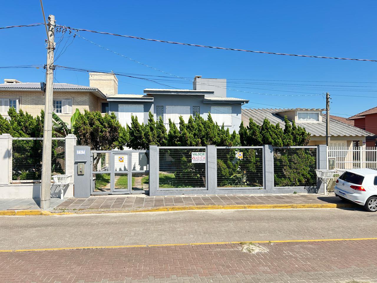 Sobrado 186m2 mobiliado com vista mar em Rainha do Mar Xangri-Lá