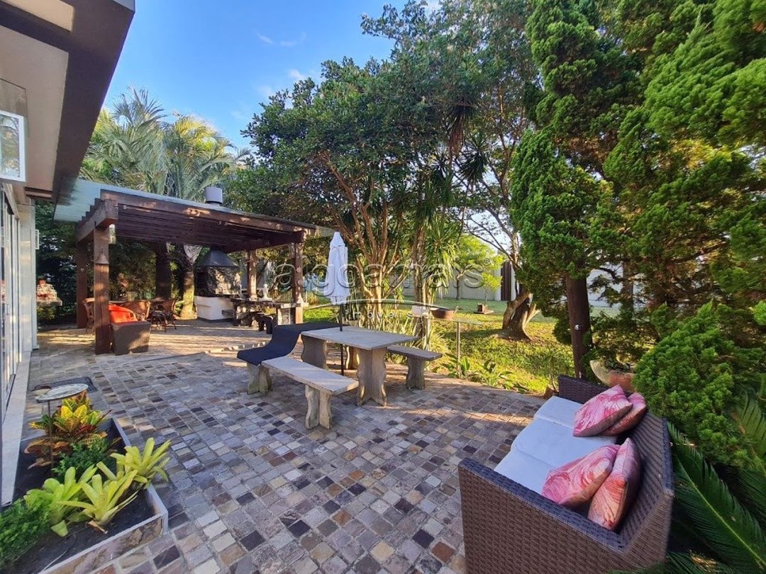 Casa em Condominio, 4 dormitórios em Condominio Bosques de Atlantida, Xangri-Lá