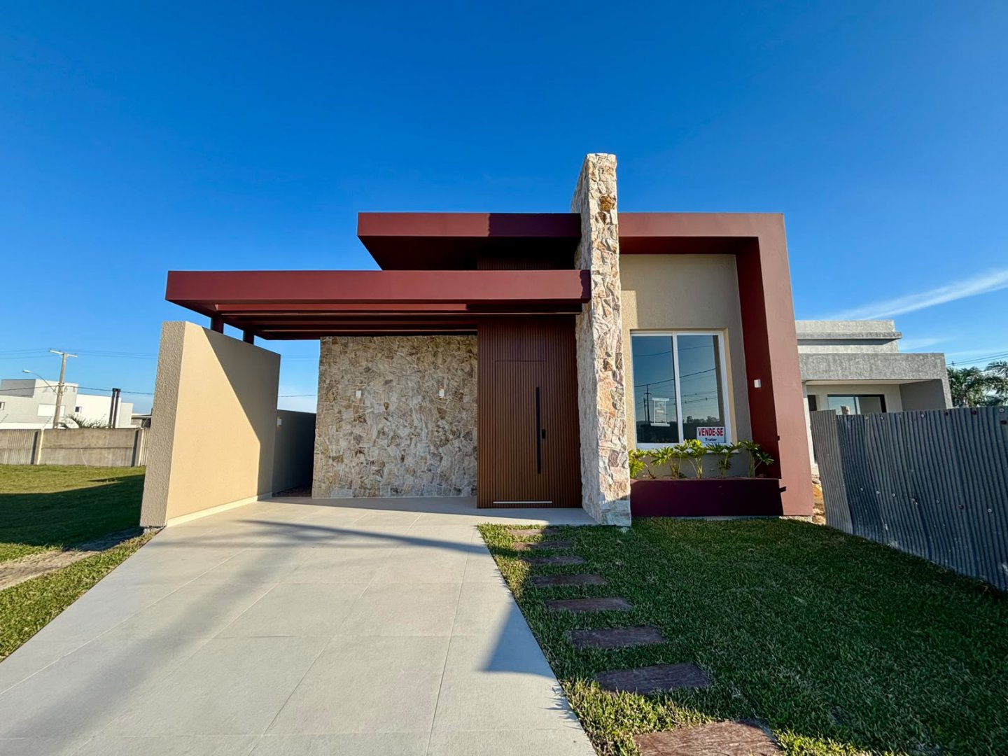 Casa à Venda em Xangri-Lá Boulevard - 105m²